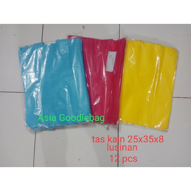 

(12pcs)Tas kain lusinan uk 25x35x8 - tas murah meriah - Goodiebag spesial