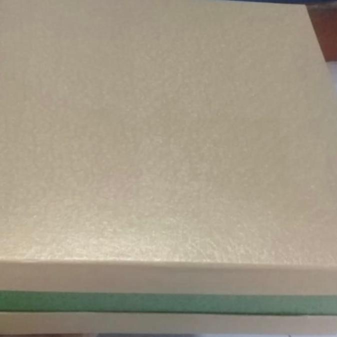 

[COD] Box Kue Lapis 22*22*8cm / kotak Kue imlek / hard box [COD]