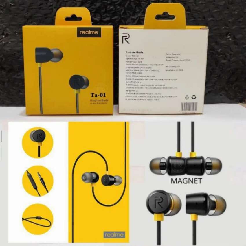 HANDSFREE REALME R10 EARPHONE HEADSET HEADPHONE SUARA BASS JERNIH