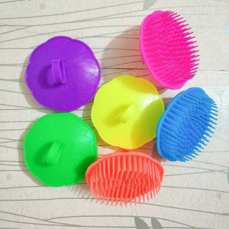 1 PC SISIR RAMBUT KERAMAS BULAT DARI PLASTIK