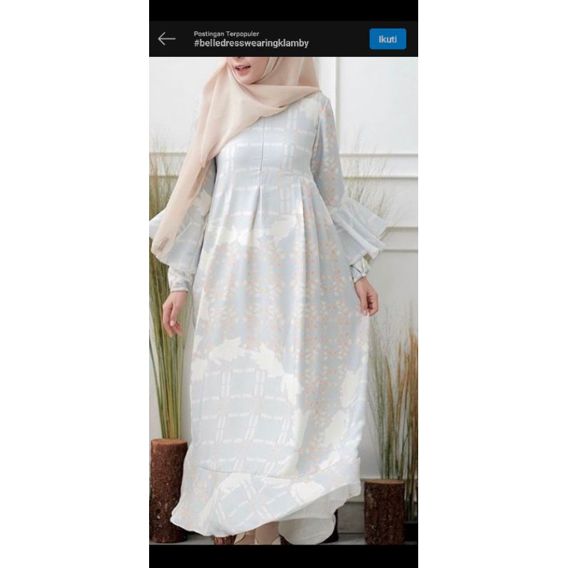 belle dress wearing klamby