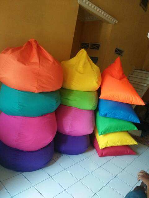 BEAN BAG TRIANGLE WATERPROOF COVER ONLY SIZE L