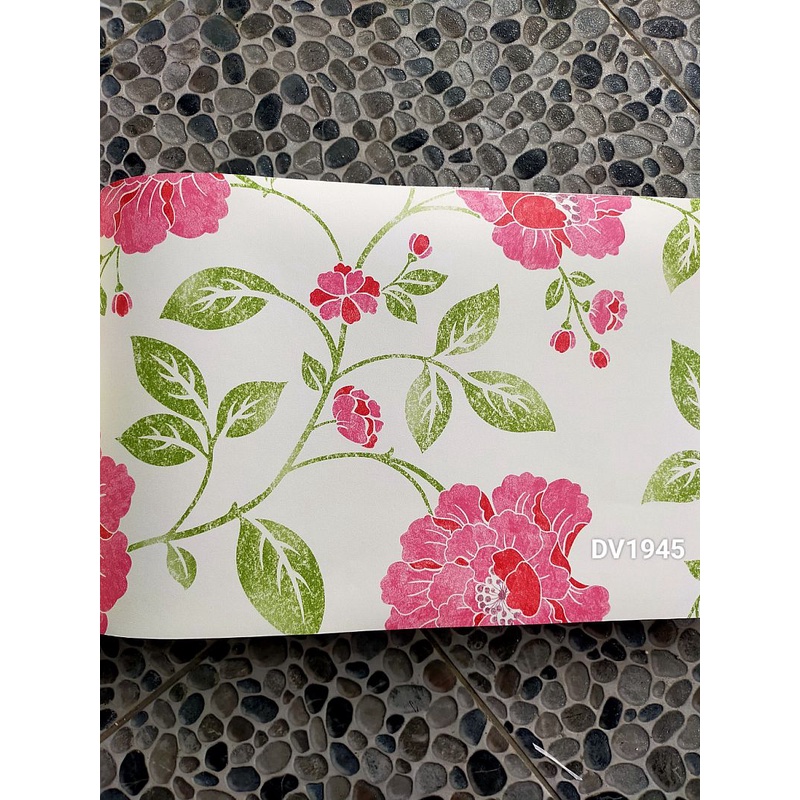 Wallpaper Dinding Motif Bunga Shabby Oren Biru Pink