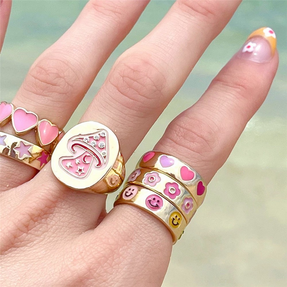 【COD Tangding】Smile Finger Rings Men Love Heart Alien Face Rings Women Punk Enamel Geometric Girls Crystal Fashion Jewelry