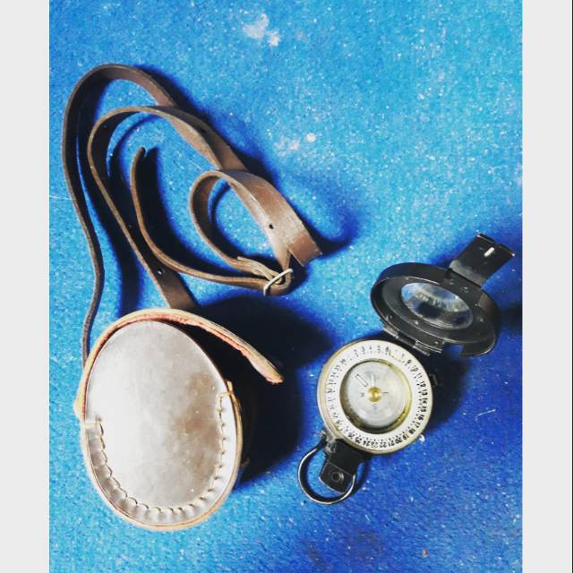 Kompas Prisma Francis Barker M 73