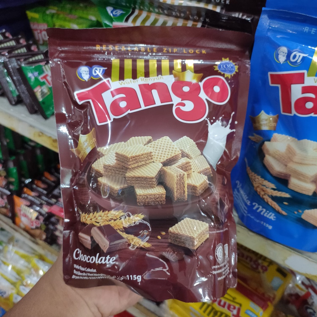 Jual TANGO Wafer Renyah Pouch 115gr Rasa Chocolate / Satuan | Shopee ...