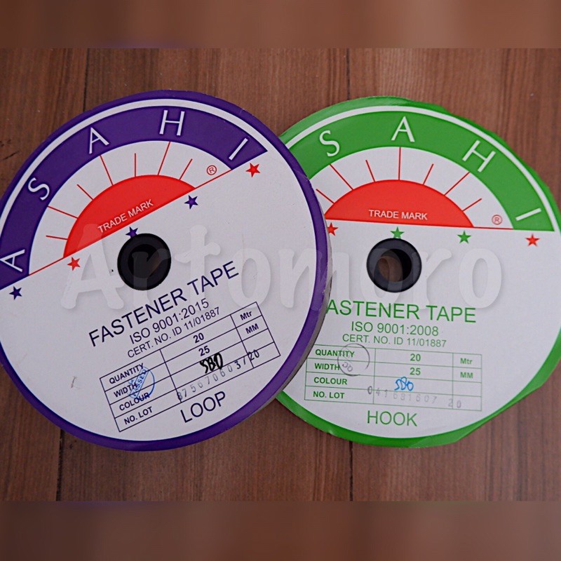 

Perekat / Perepet / Velcro / Magic Tape lebar 2.5 CM