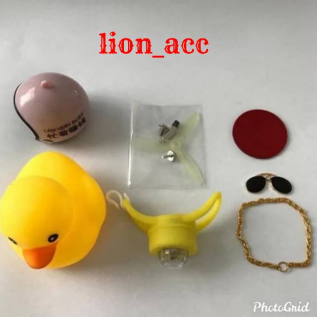Bebek Helm Berbaling Pakai Led Dan Kaca Mata Pajangan Bebek Helm Berbaling Pakai Led Dan Kaca Mata Pajangan