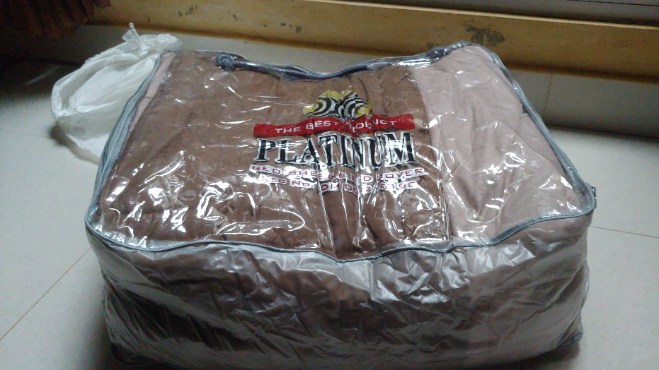 Bed Cover Platinum Jacguard Emboss T.30 Cm Coffe Size.king 180×200 Dan 160×200