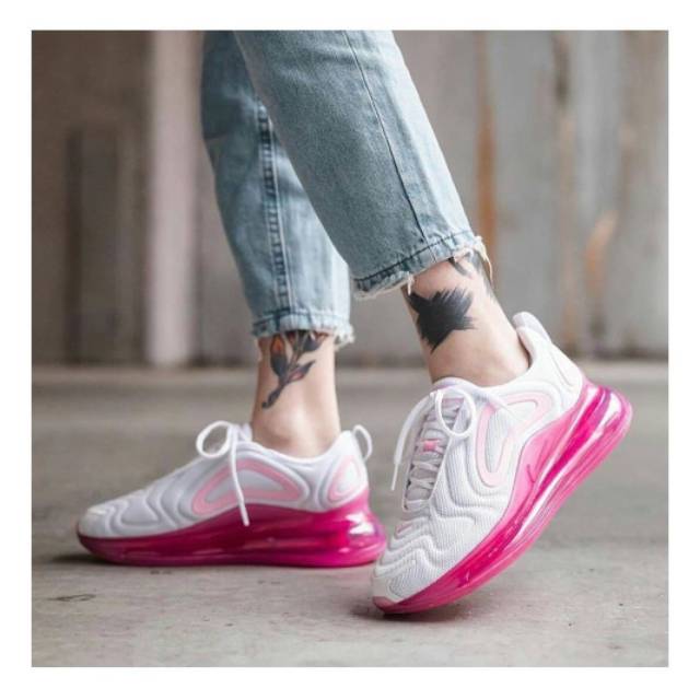 Sepatu Nike Air Max 720 White Pink