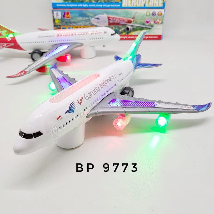 Mainan Pesawat Terbang Bump and Go Fungsi Lampu dan Suara  Garuda Indonesia Lion Air