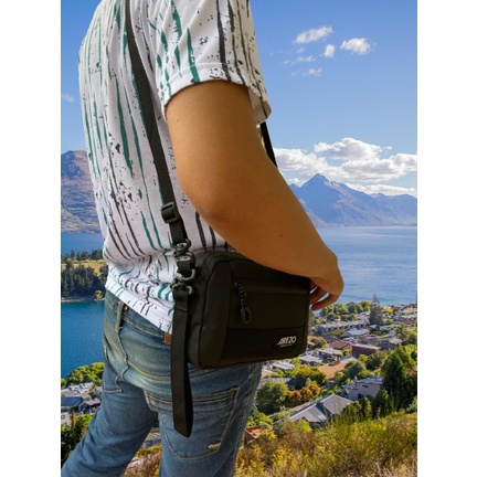 Tas Slempang Anti Air // Tas Slempang Terbaru // Tas Slempang Pria Wanita // Tas Anti Air