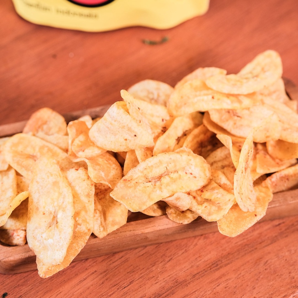 

Cemilan Gokil keripik pisang 100 gram keripik khas Indonesia