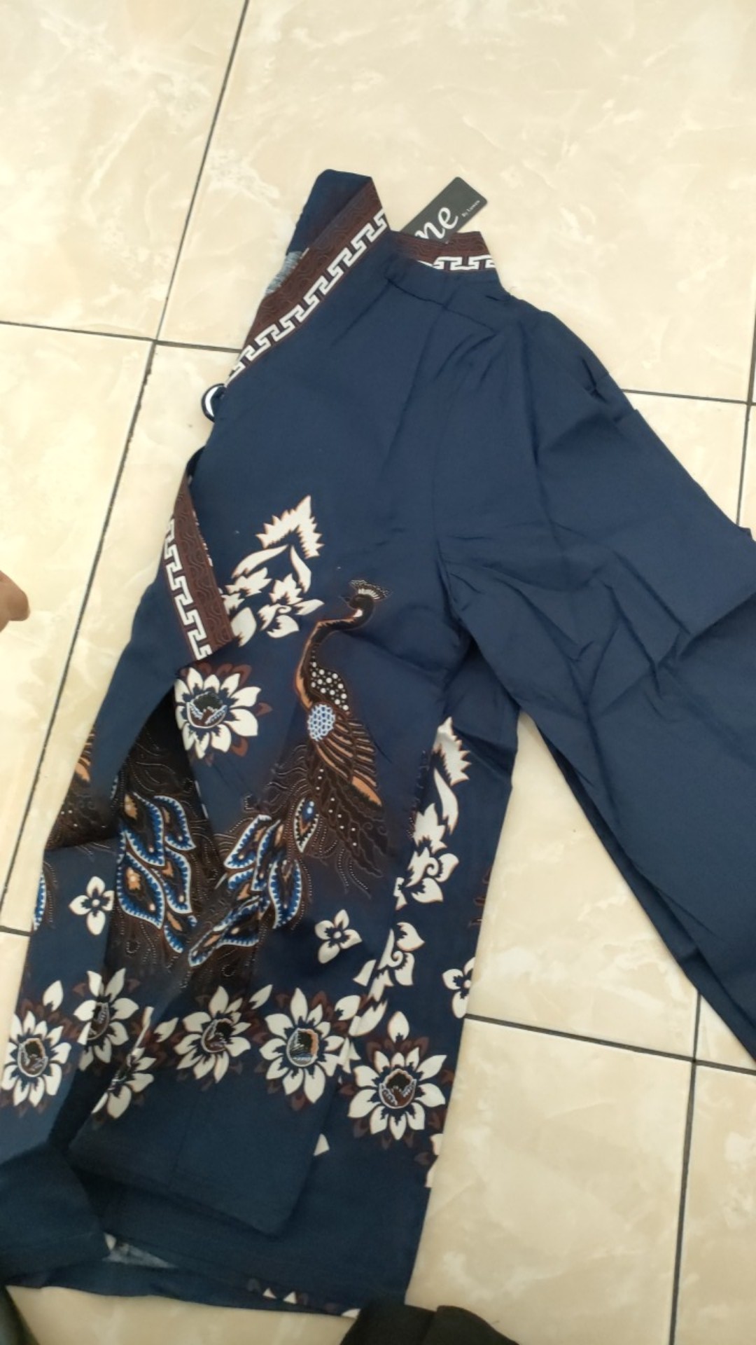 Maja - Long Kyoto Top  / Atasan Batik Wanita Lengan Panjang