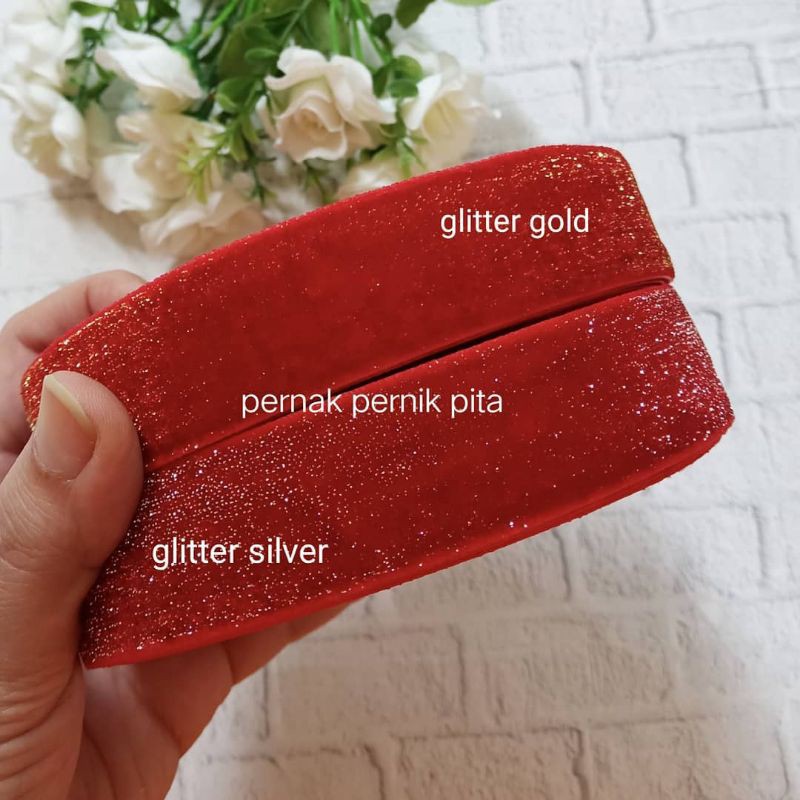 

VELVET RED 1" (2.5CM) GLITTER GOLD DAN SILVER