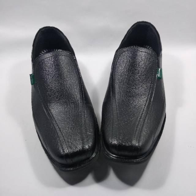 COD SEPATU FORMAL PRIA  PANTOFEL KICKERS KERJA PANTOPEL FANTOFEL PANTOVEL BAHAN SINTETIS TERBARU