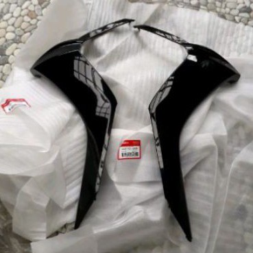 Sayap depan Kanan dan kiri Spacy Ori AHM