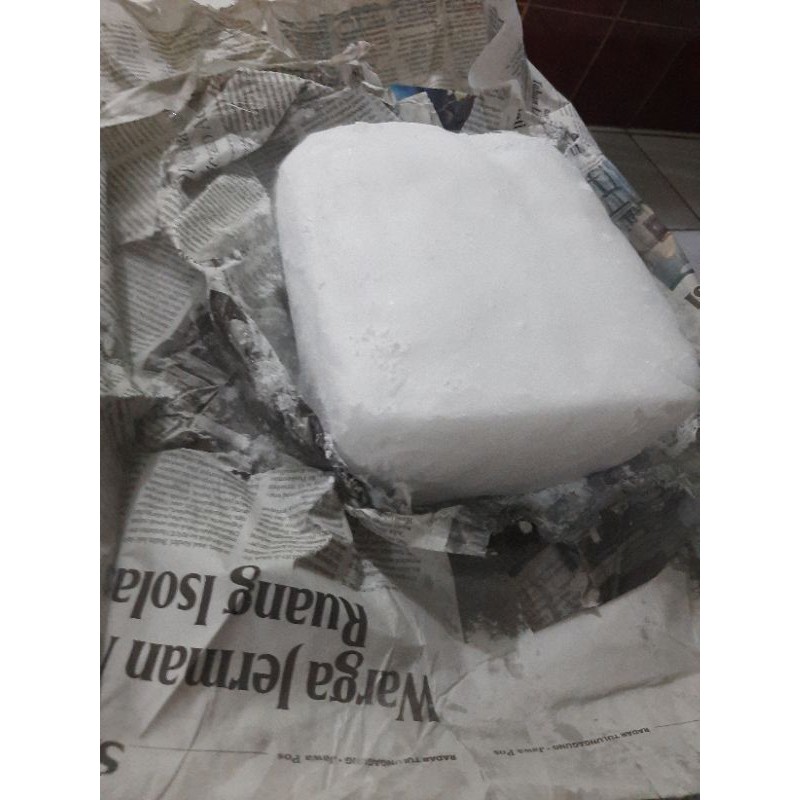 

Dry Ice / Biang Es / Es Kering