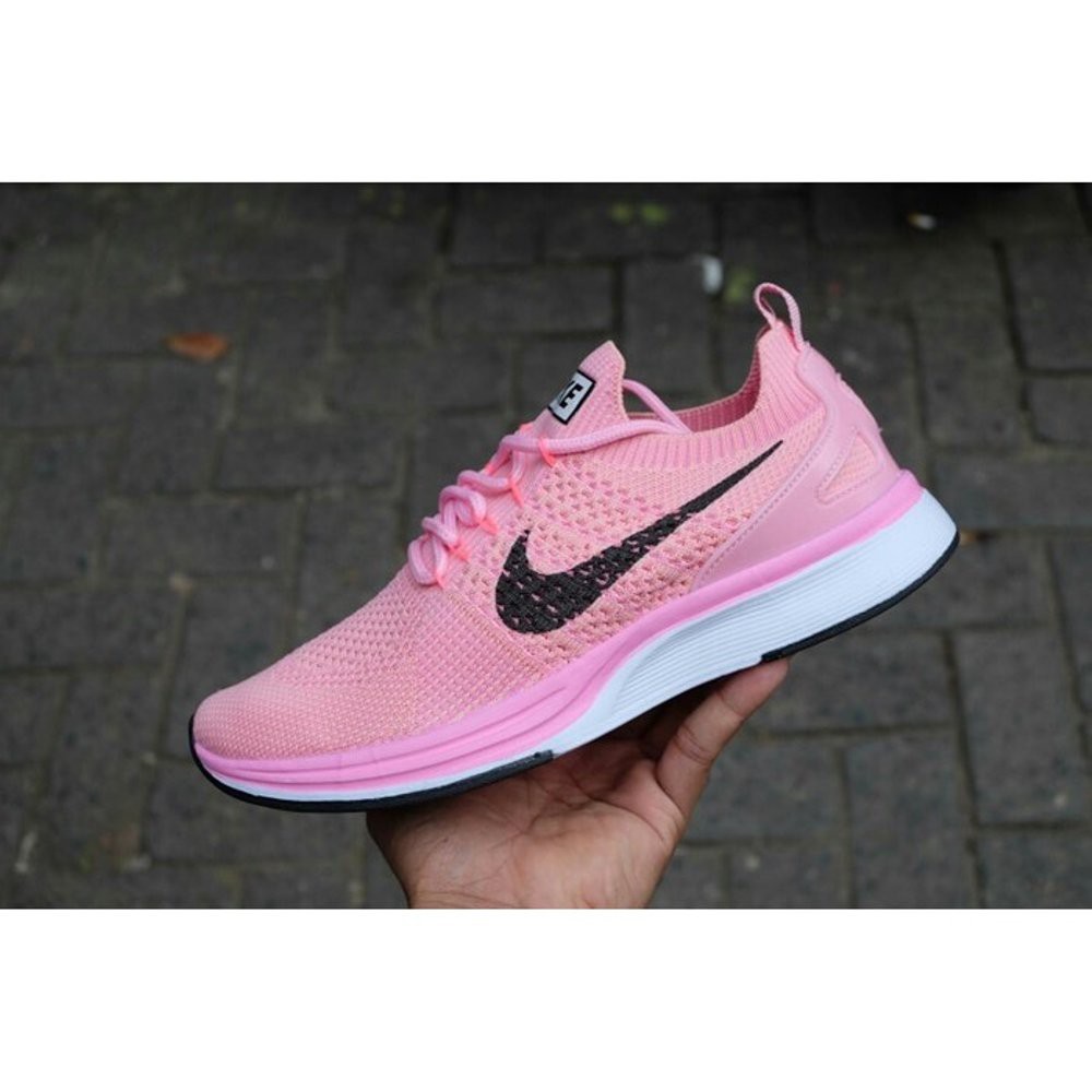 flyknit racer pink
