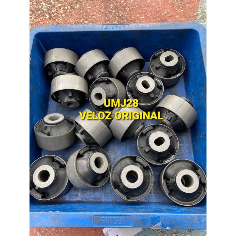 BUSHING ARM VELOZ BESAR BUSHING LOW ARM AVANZA VELOZ ORIGINAL