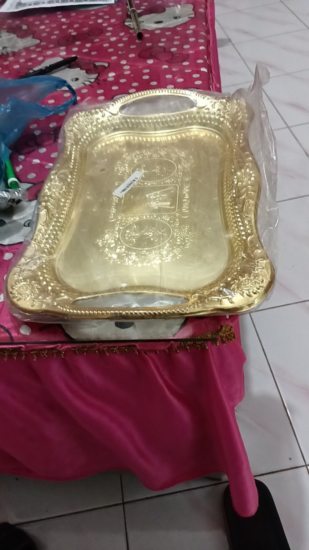 Nampan Emas Ukir Pegangan S Baki Tempat Makanan Oleh Oleh Haji Dan Umroh