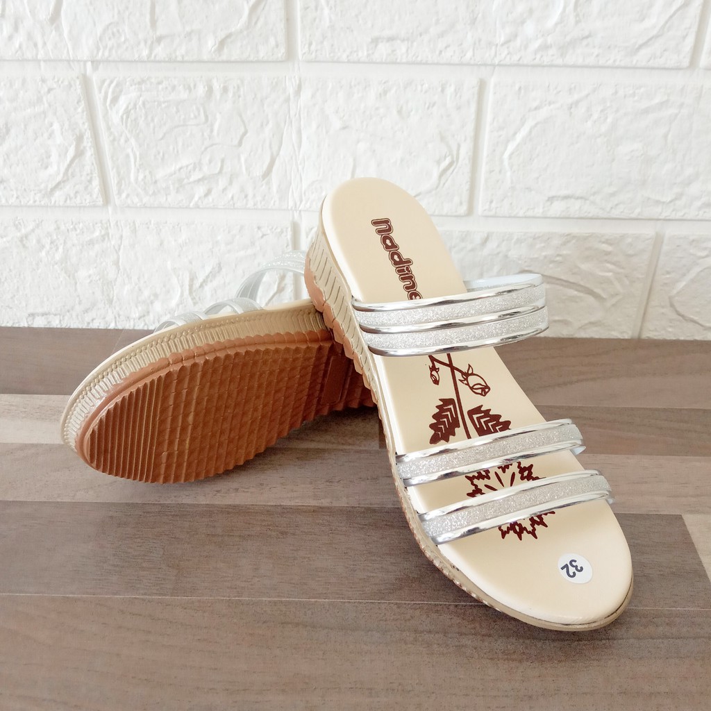 Nadine Sandal Slop Anak Wedges 31 - 35 Hak 5 Cm Perempuan Casual Fashion N11