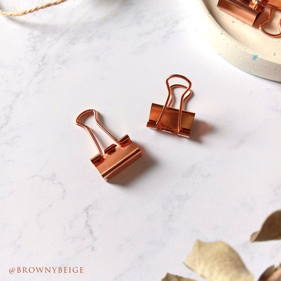 

BINDER CLIP EMAS ROSE GOLD - Journal Aestethic Jurnal Bujo Penpal Klip Kertas Binder Vintage Retro Japandi Korean Kuno Aesthetics BROWNYBEIGE