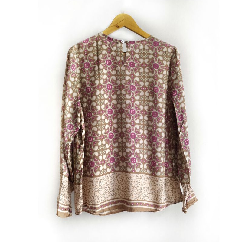 PRELOVED Trick&tricky Blouse