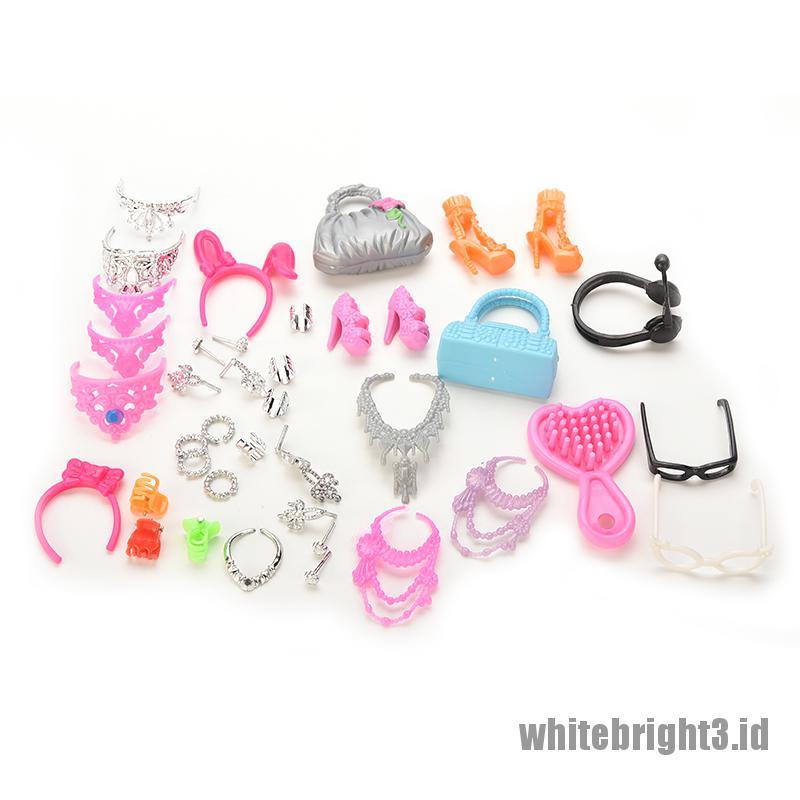 (white3) Tas Handbag / Selempang / Sisir / Sepatu / Anting Untuk Aksesoris Boneka Barbie