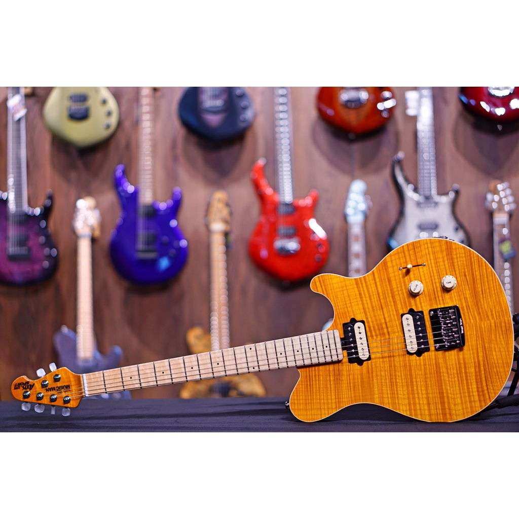 Ernie ball Musicman Axis Super Sport HH STD - Trans Gold Flame - Maple Matching Headstock G99994