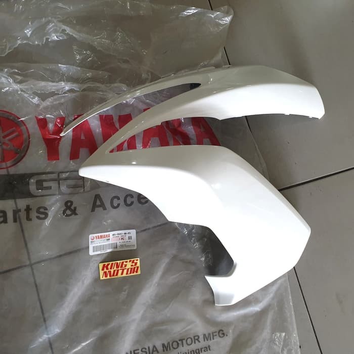 SAYAP, BODY COWLING, COVER LAMPU DEPAN AEROX 155 PUTIH (B65-P3)