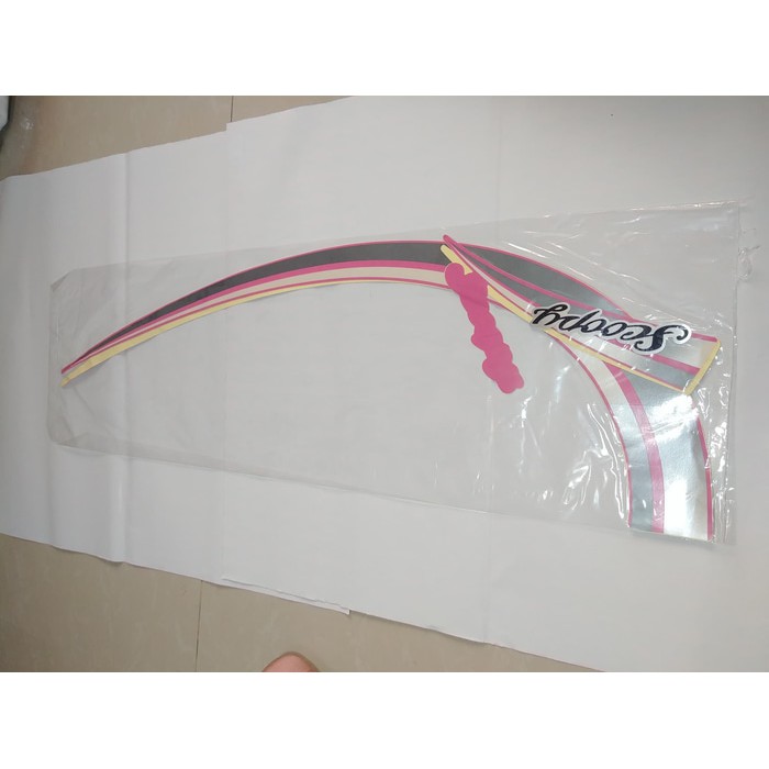 Striker Motor Bodi /  Stiker Bodi & Lis Body & Striping Scoopy 2010 2011 Pink