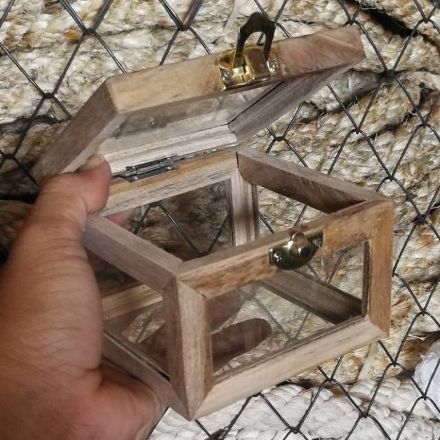 tempat cicin tunangan wedding kotak terarium kayu
