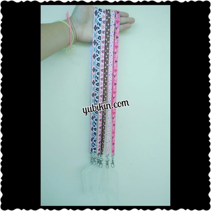 

Gaya 1 Piece Tali Id Card Lanyard 80Cm Pita Motif Lebar 1Cm Hot Sale