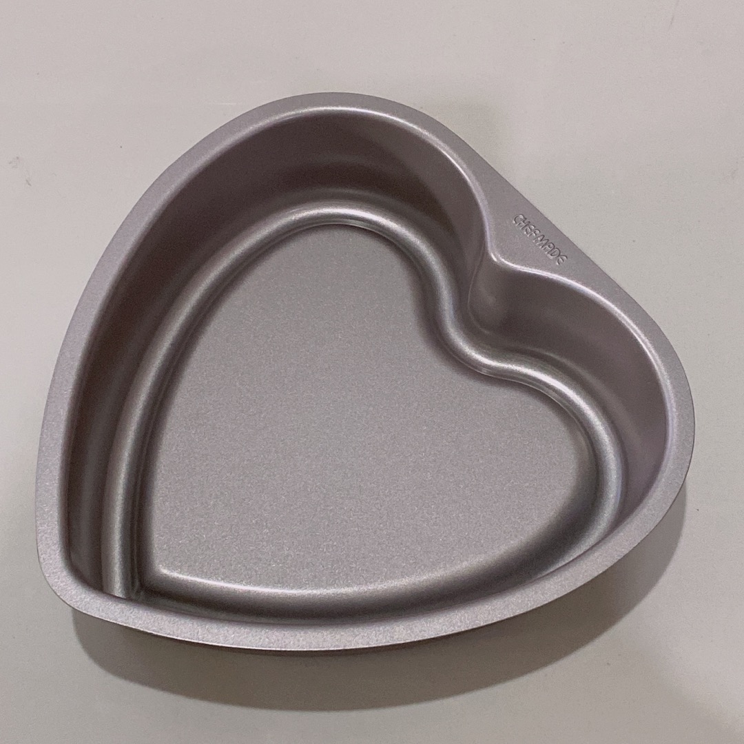 Loyang Cetakan Kue Bentuk Love Hati Heart Shape Anti Lengket Non Stick Premium