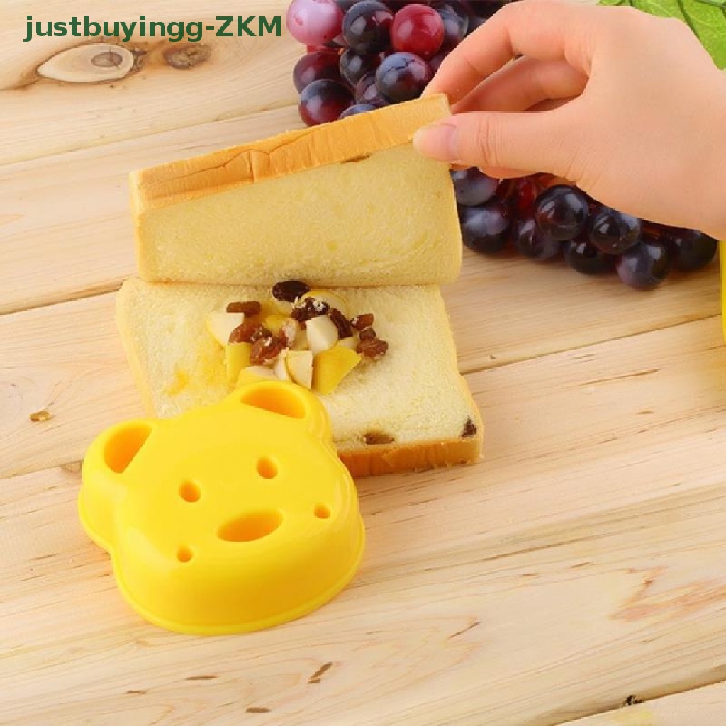 Alat Cetakan Kue Roti Biskuit Sandwich Bentuk Beruang Timbul Untuk Membuat Sarapan