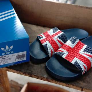  SANDAL  ADIDAS  ADILETTE ORIGINAL BNWB SANDAL  ADILLETE 