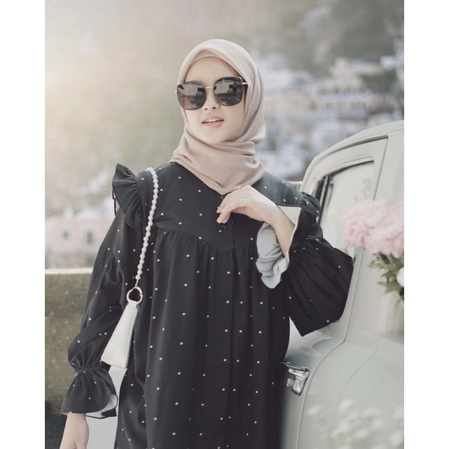 YOONA BLOUSE VANILLA HIJAB