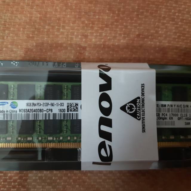 Memory server lenovo 16 GB PC4-17000 CL15 DDR4