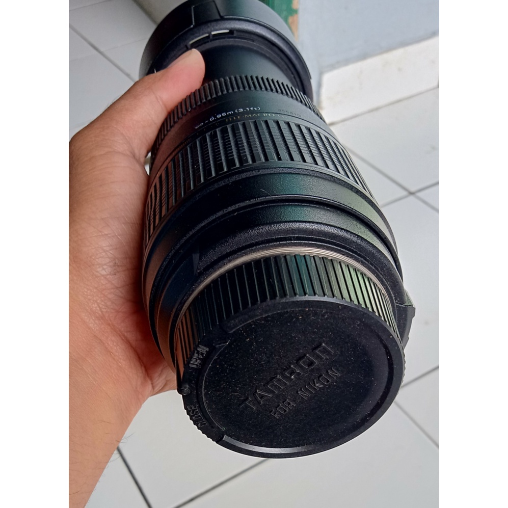 Lensa Tamron 70-300