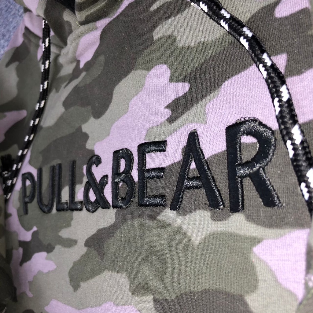 PULL AND BEAR CAMO - EMBROIDER FONT - HOODIE PULL &amp; BEAR CAMO - BASIC CAMO HOODIE