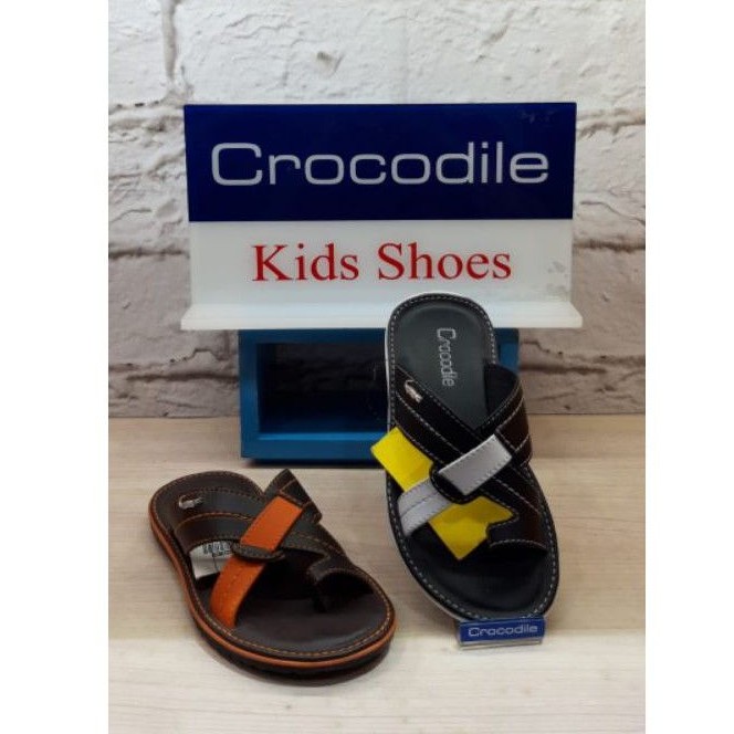 SPECIAL PRICE Sandal  Anak  Cowok Branded Crocodile  Shopee 