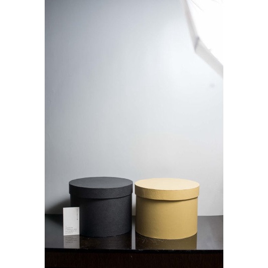 

Bloom box Kotak Bulat Kotak Bunga Round box Diameter 20cm