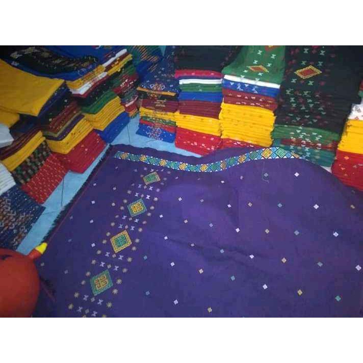 Tenun Paruki Pabintik / Kain Tenun Paruki Toraja / Tenun Paruki Toraja SH893