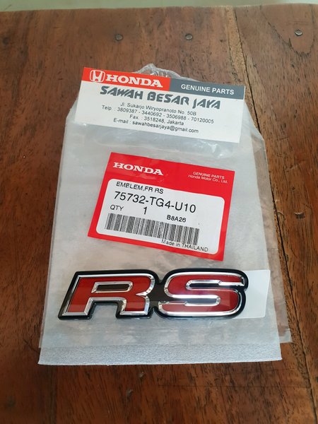 Baru [f] Emblem Logo Sticker RS Gril Grill Depan Honda Brio RS Facelift 2016 2017 2018 Original