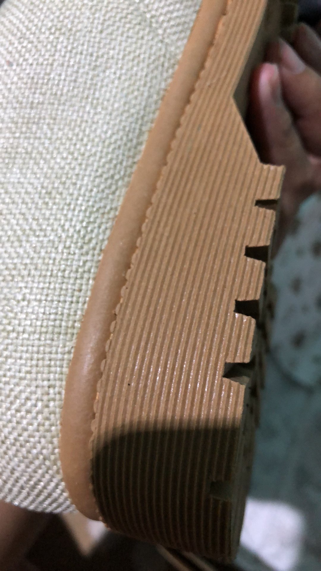 Khakikakiku Mia Rosewood