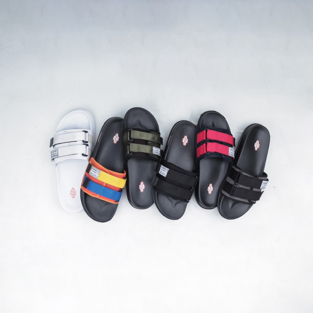 Footwear21.Id  -  Freddo Grey Black | Slippers | Sandal Pria | Slide Slip on | Sendal Anti Licin Ringan Selop  | Sandal Murah