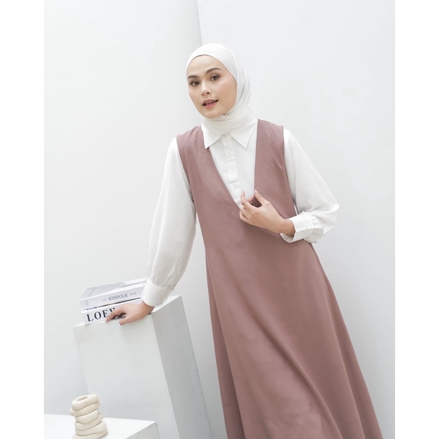 Lyora V Dress (Hanya Dress saja)