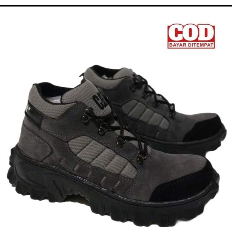 Sepatu safety boot tangguh terlaris