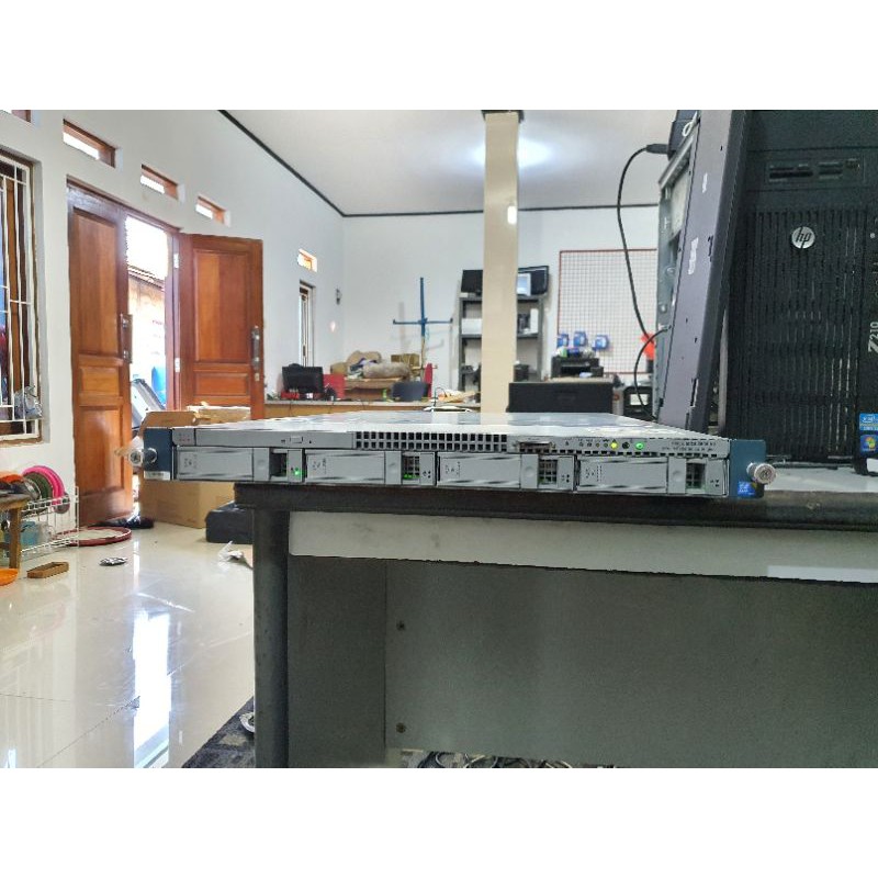 Server 1U Cisco MXE 3500 V2 12core 24thread 32gb ram like New